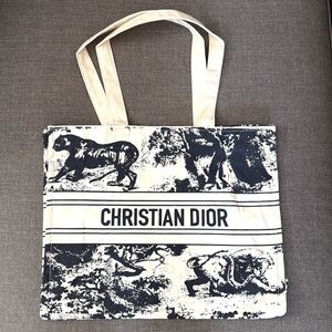 NOVELTY GWP Dior Tote Bag